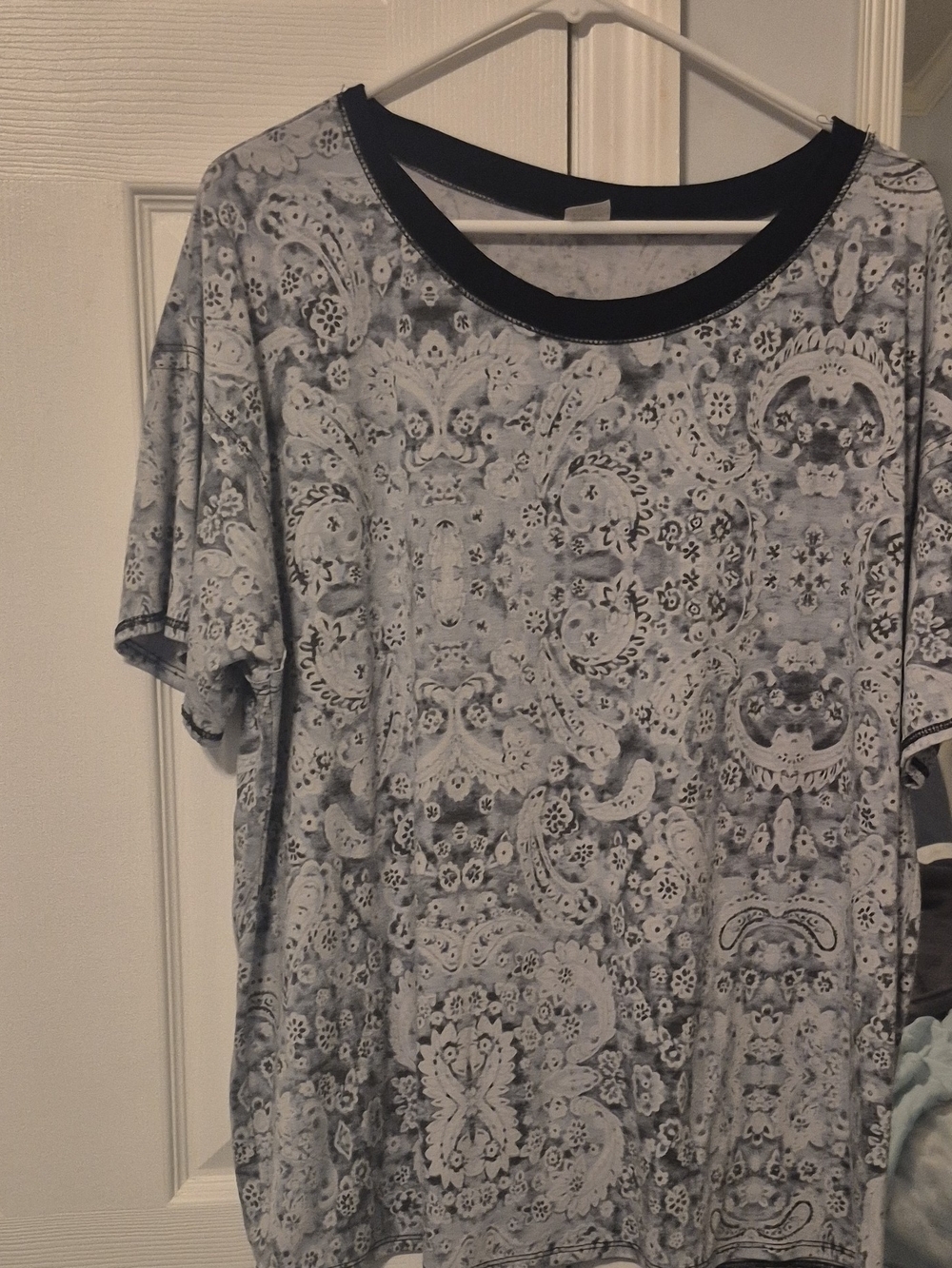 Sew In Love Short Sleeve Paisley Tee - Light Gray with Black Trim